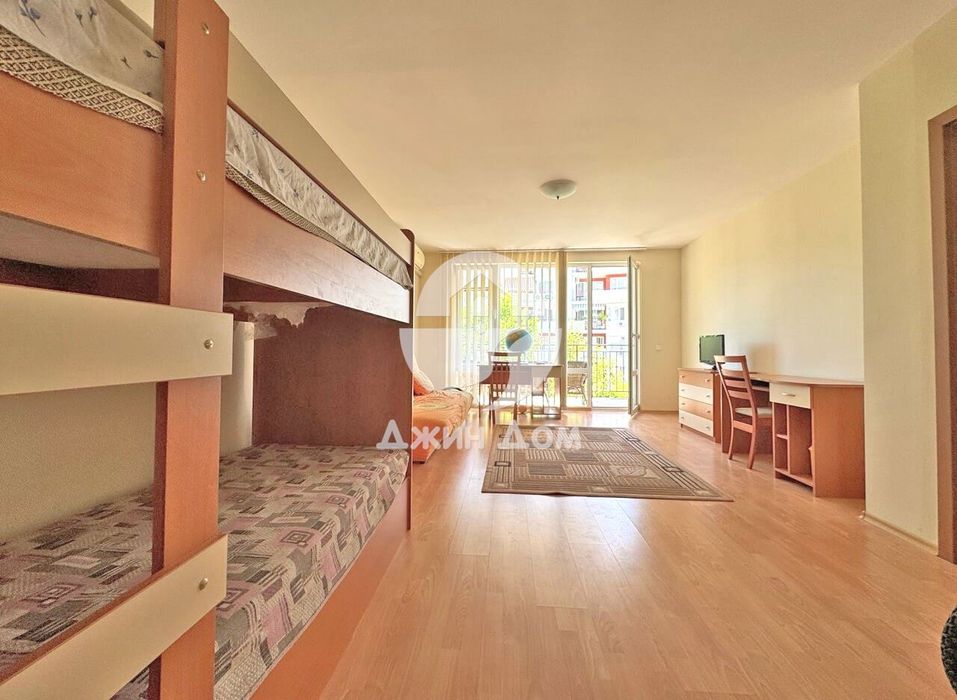 Двустаен апартамент с ГЛЕДКА ПЛАНИНА в к-с Панорама Форт Бийч,Св. Влас