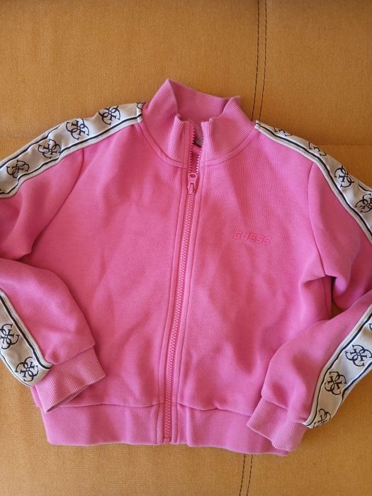 Сиутшърт без качулка Guess
