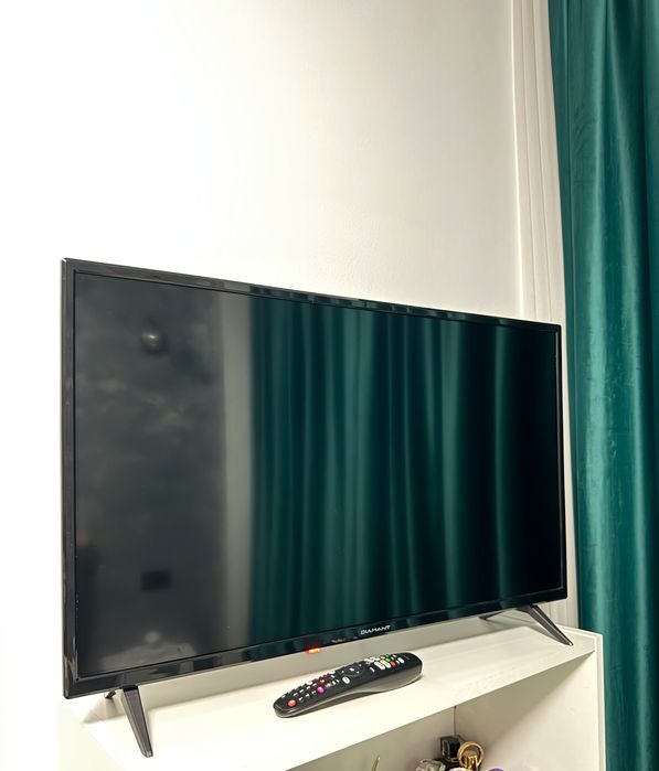 TV LED Diamant by Horizon 80cm, SMART, HD