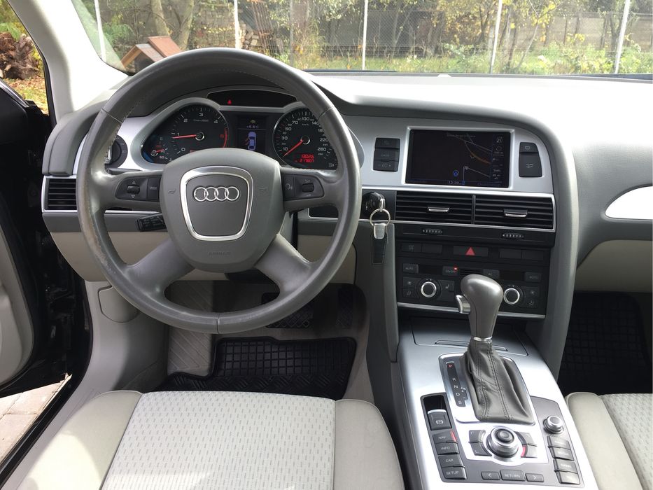 Vand/Schimb Audi A6 cu monovolum