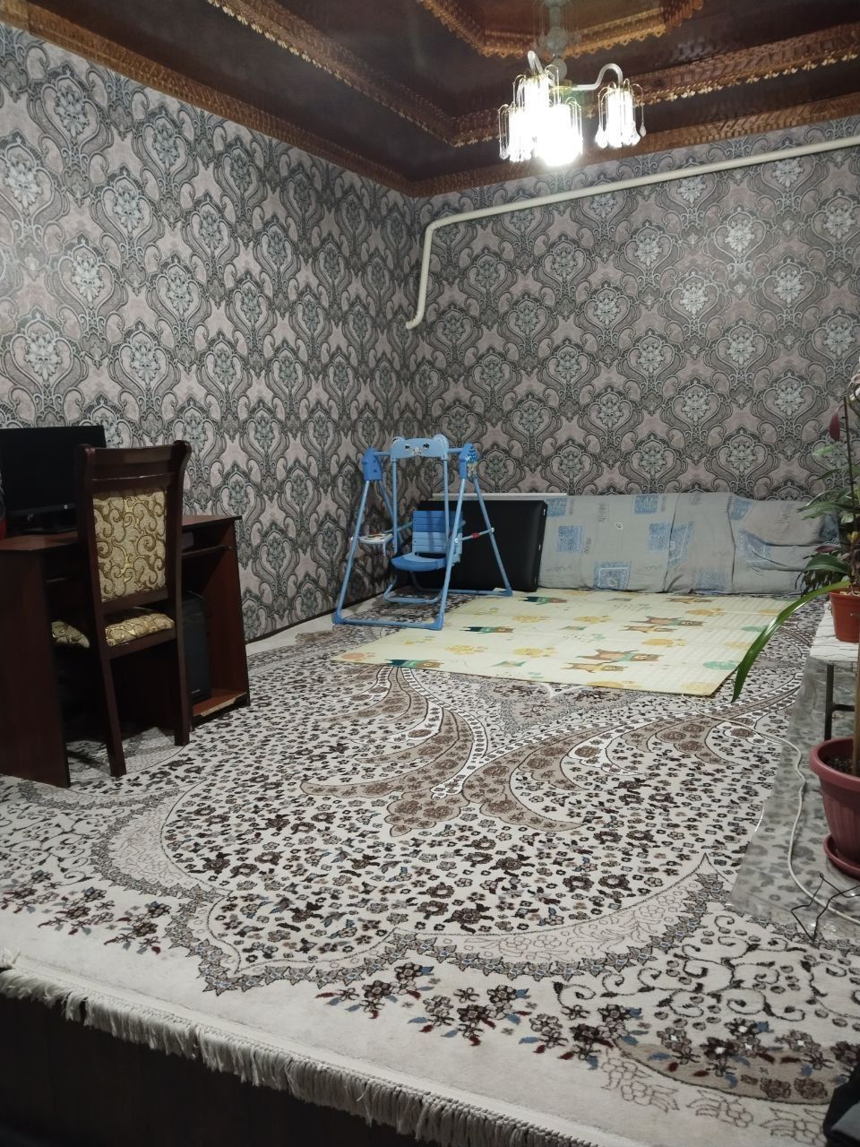 Уй ховли сотилади