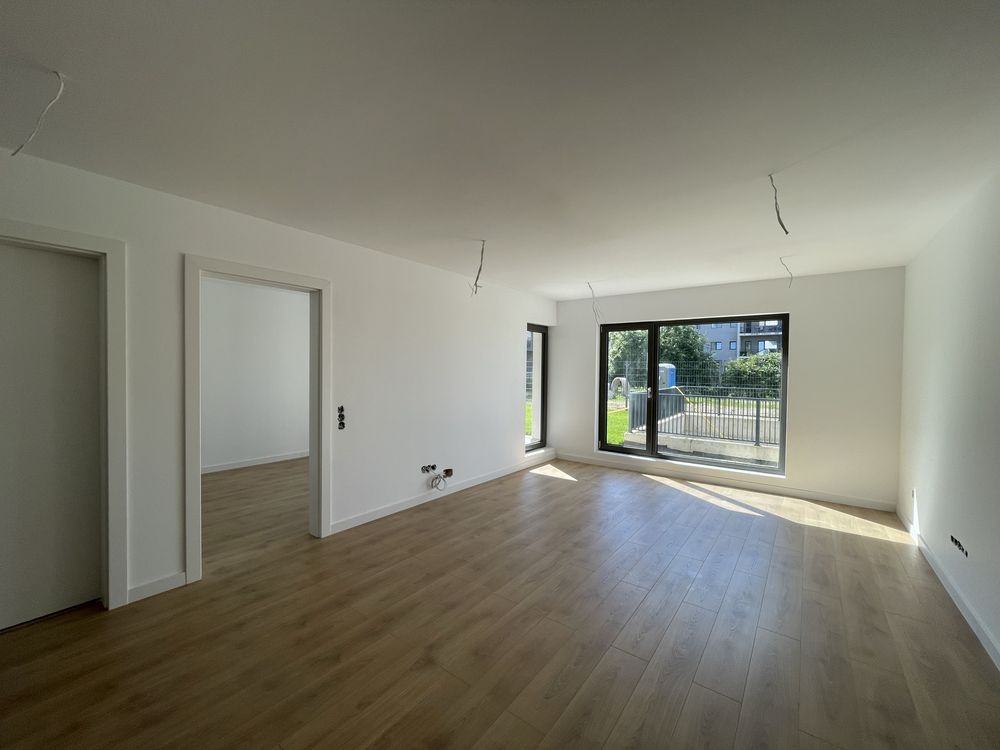 Exclusivitate! Apartament 2 camere + gradina 21 mp, Calea Moldovei