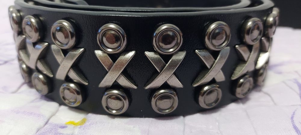 Vând cura din piele