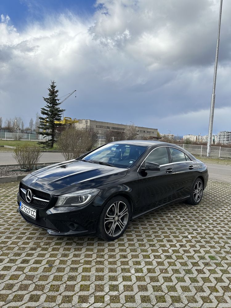 Mercedes Benz CLA200