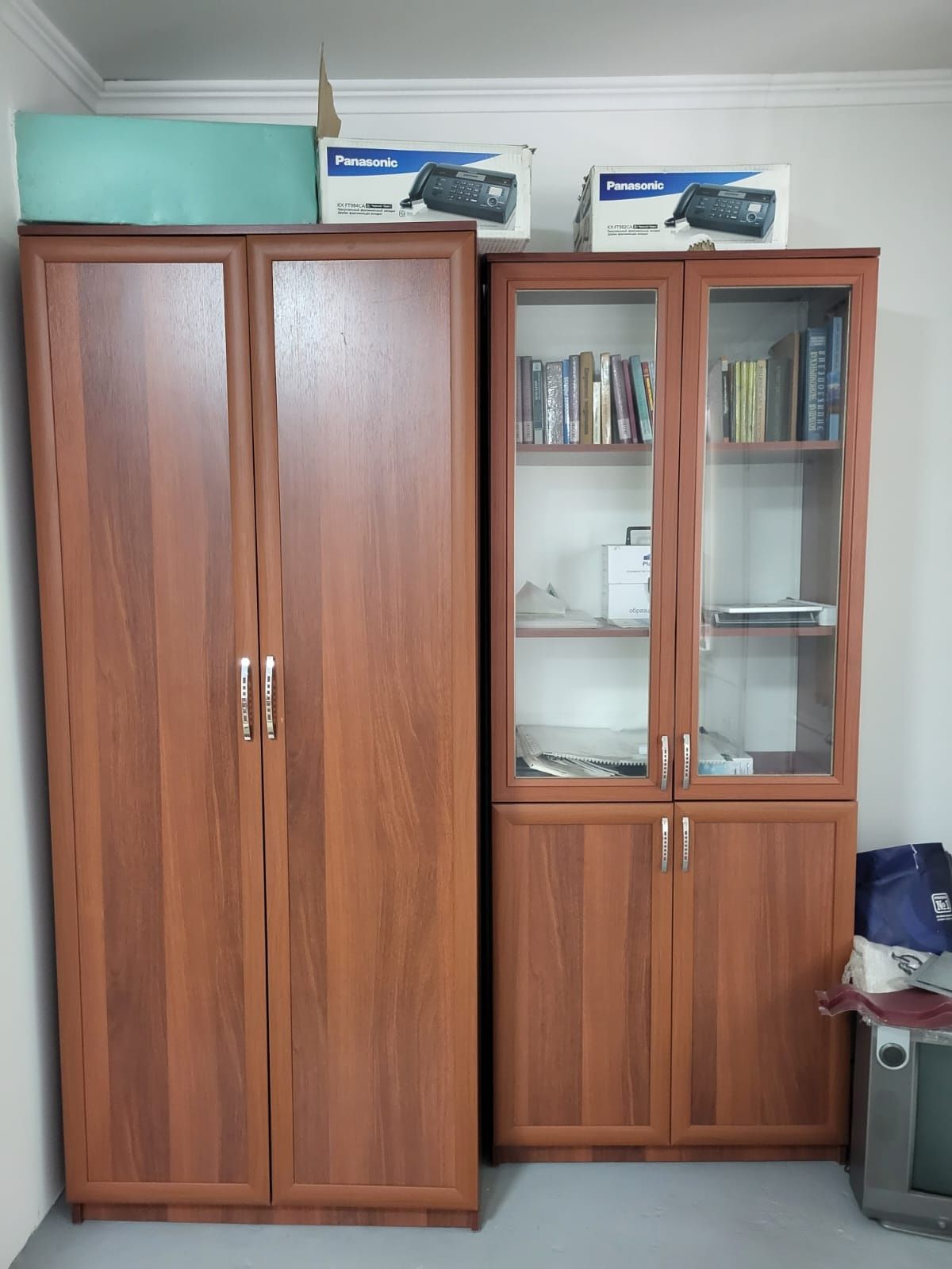 Продам офисную мебель