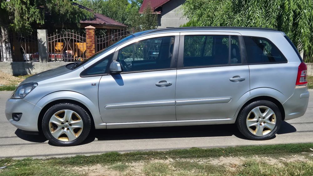 Opel Zafira B- FACELIFT ; 2012 ; EURO 5 ; ECOFLEX ; Import Germania