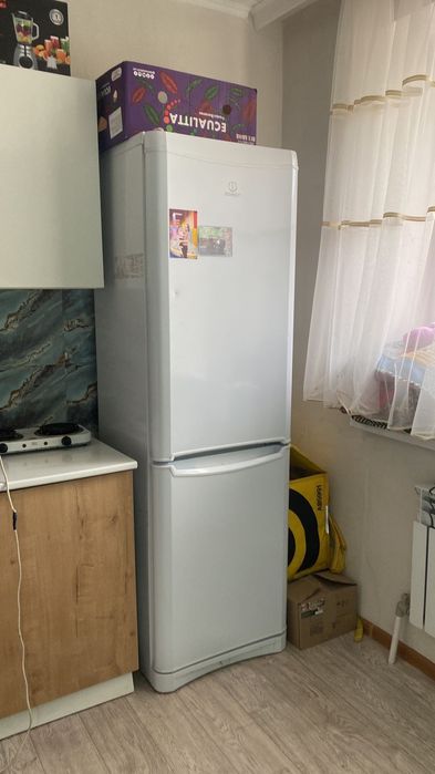 Холодильник рабочий