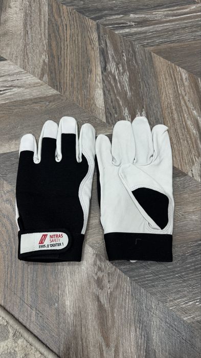 Продам перчатки новые Nitras