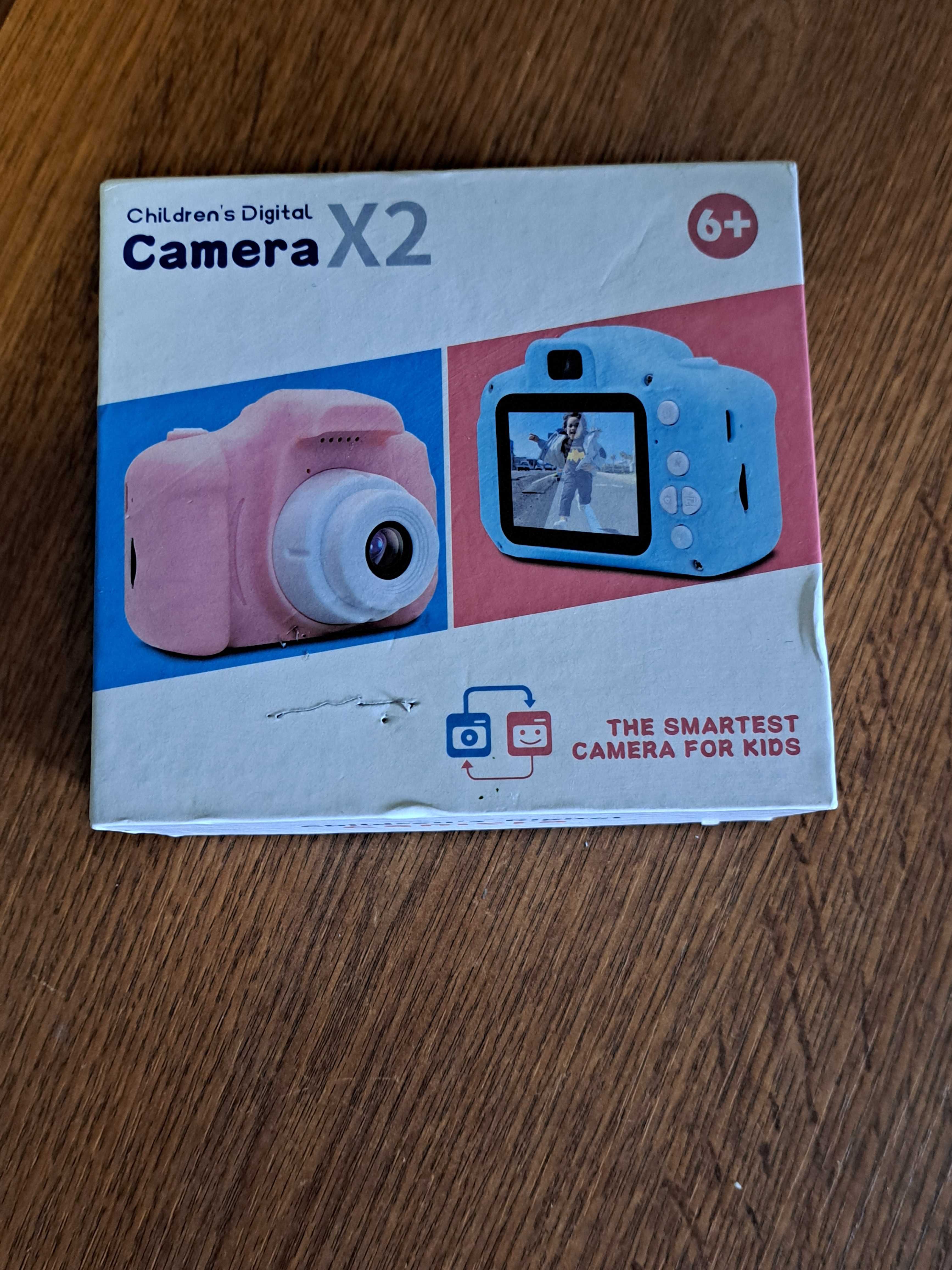 Camera foto/video pentru copii,noua,cu accesorii