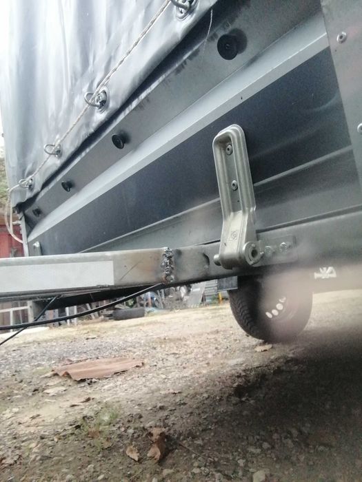 Ремарке KLABO -ново със скъсан теглич