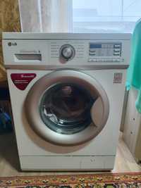 Продам стиральную машину автомат LG 5.5 кг