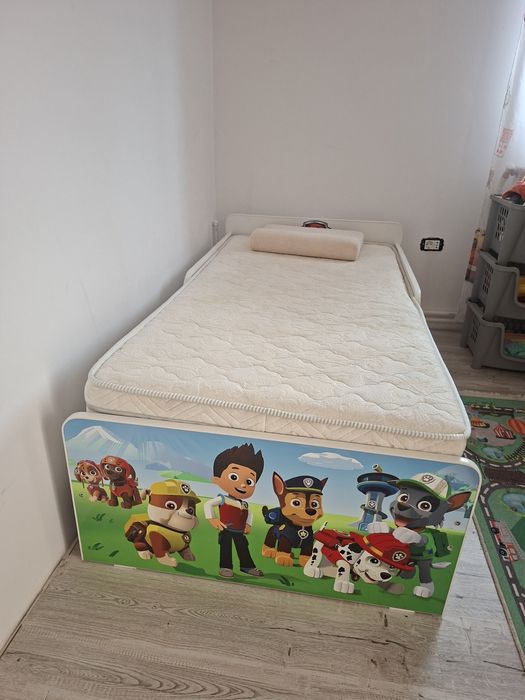 Vând pat pentru copii tematica Paw Patrol