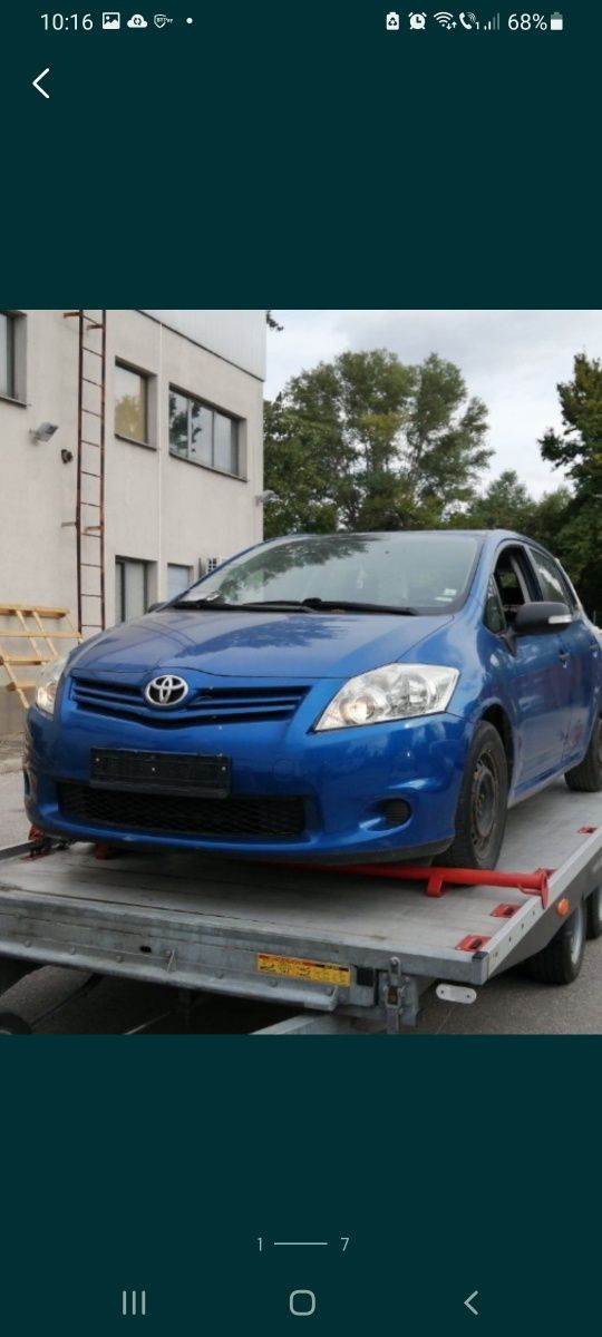 dezmembrez toyota auris 2018 .auris 2013