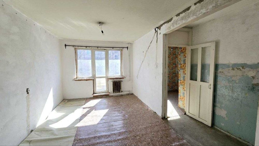 **Продам 1ю квартиру в 3 мкр по Республике р-н Авалона