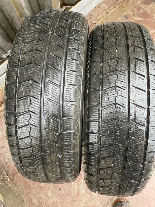 Почти новый комплект зимних шин