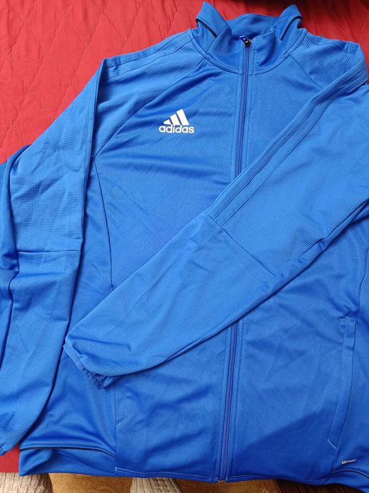 Мъжки блузи. Горница