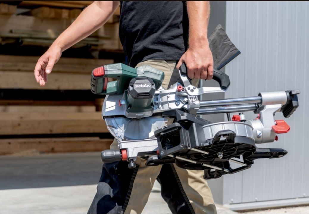 Акумулаторна пендула Metabo KGS 18 LTX BL 216