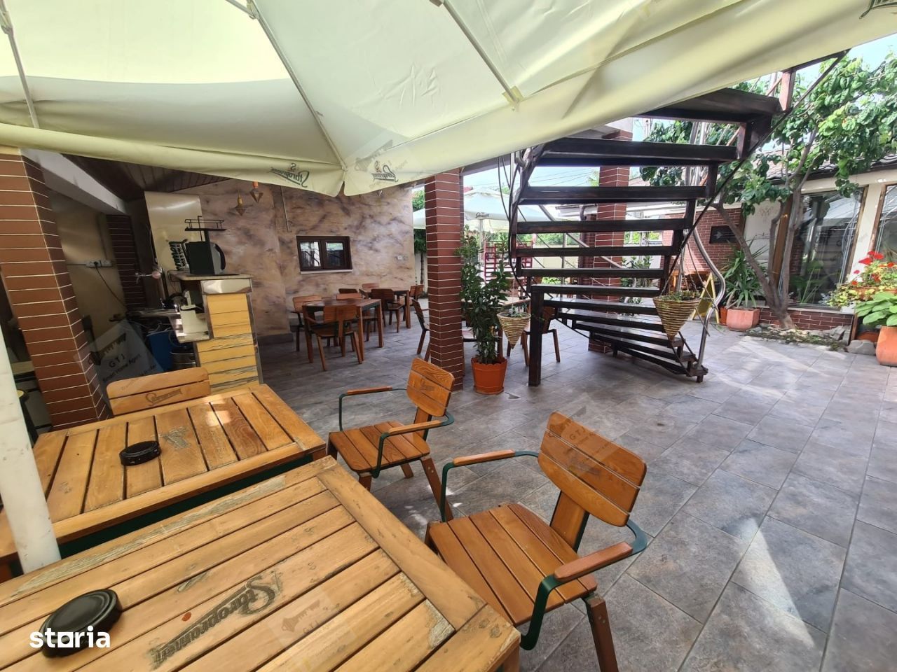 Restaurant Perla Neagra & Cuptorul Pizzeria Cento