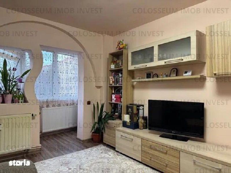 Apartament 3 camere, etaj 1/4, mobilat, utilat, parcare, zona Faget!