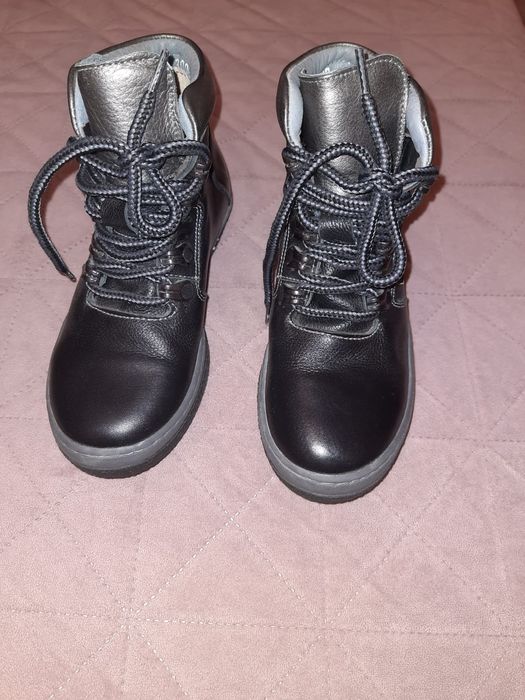 Ghete Marelbo noi din piele, marimea 30
