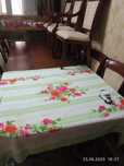 Ustol ustul 12 kishili