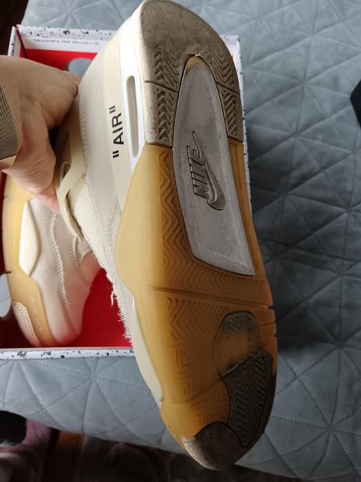 Jordan 4 Off-White Sail