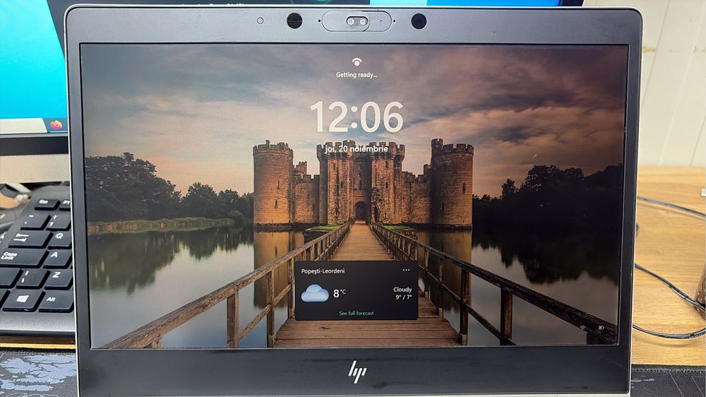 Laptop HP Eliteboog 830G5 / i5-gen8 / 250ssd / 16 GB Ram