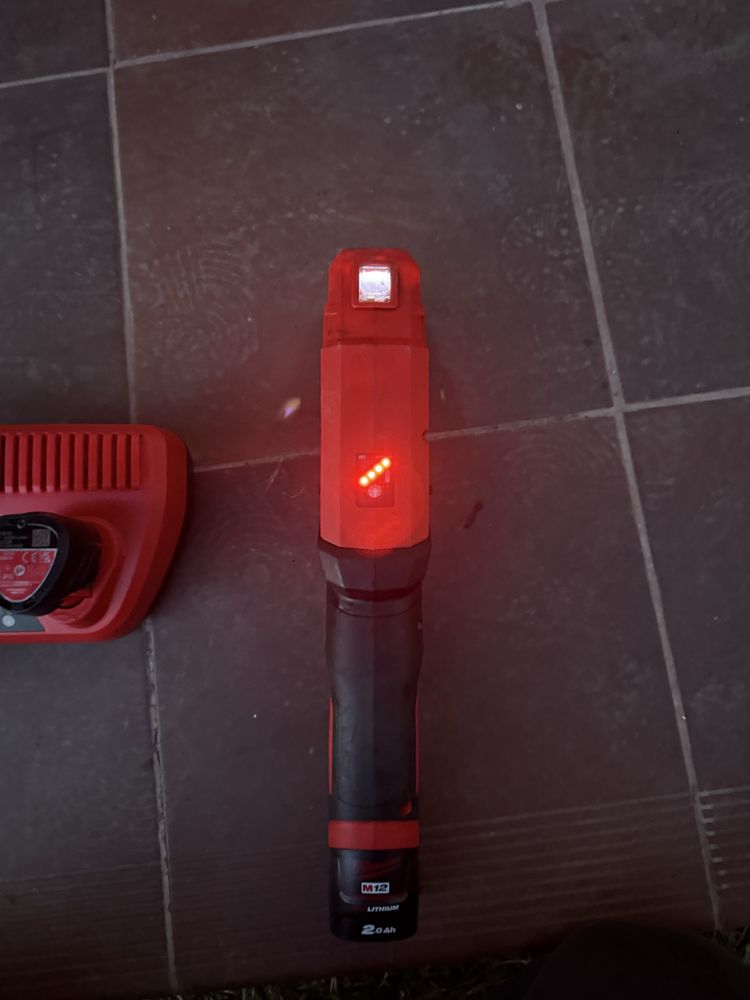 Ferastrau tevi Milwaukee m 12 PCSS