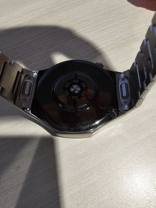 Huawei watch gt 5 pro titanium