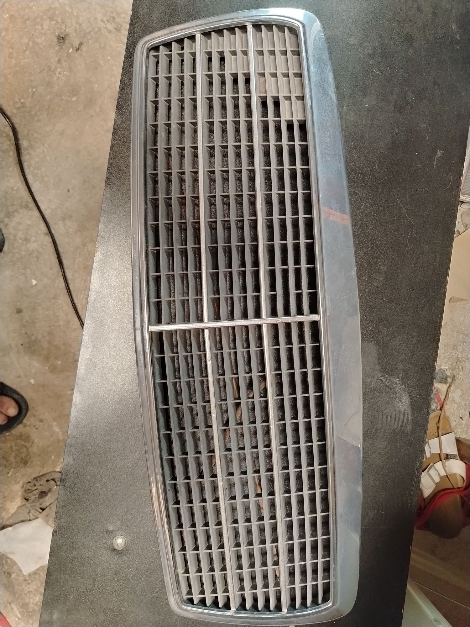 Решетка Mercedes w210
