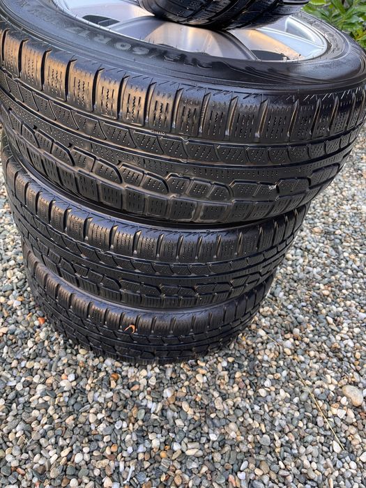 Jante+Cauciucuri Dacia Duster / Qashqai 5x114.3 215/60/17