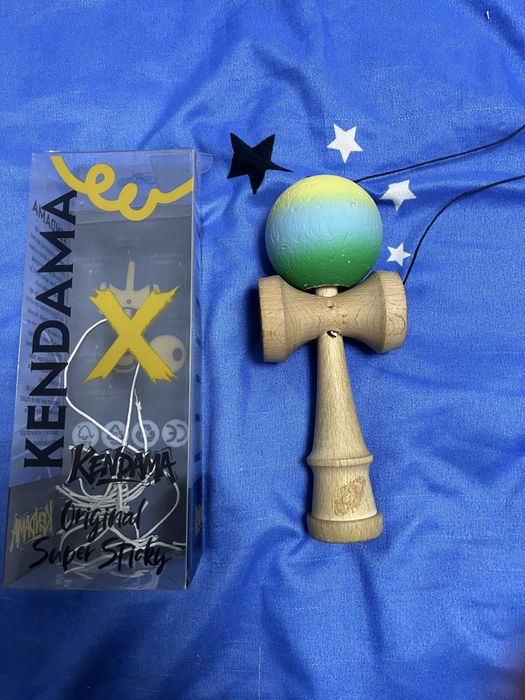 Kendama X Super Sticky