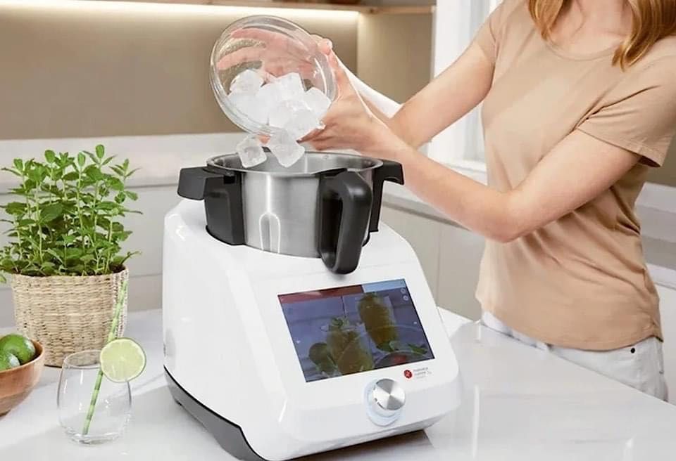 Кухненски робот  Silvercrest Monsieur Cuisine Connect Smart