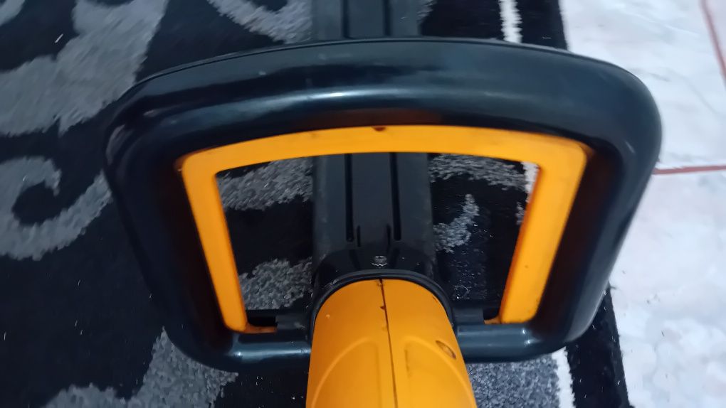 Masina tuns gard viu electrică Alpina TS 700 second-hand