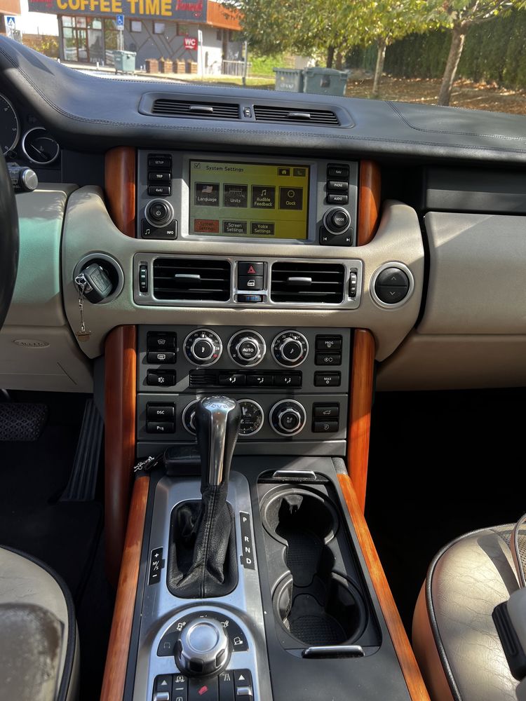 Range Rover Vogue 3.6 V8 -2009 г /Всички екстри !!!
