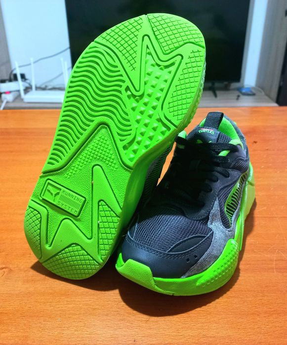 Pantofi sport cu garnituri de piele întoarsă