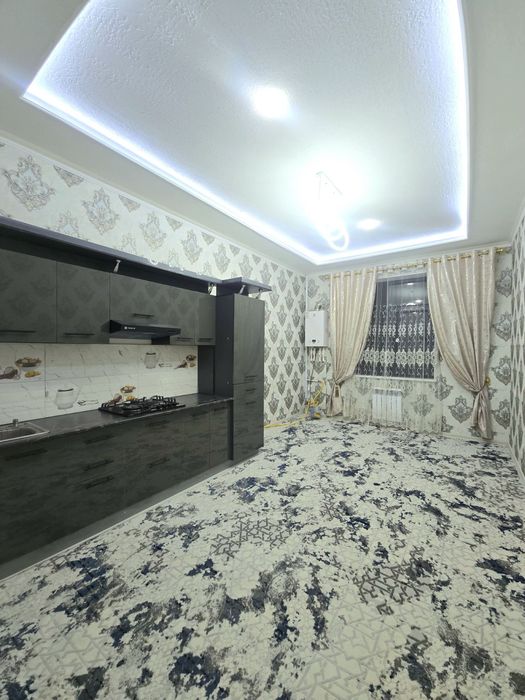 Продается 2 комнатная квартира площадью 72 кв.м. По улице Рудаки