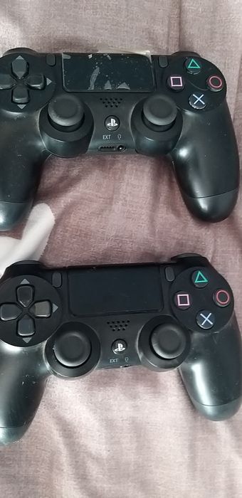 PS4 slim почти без игр продаю за дешево