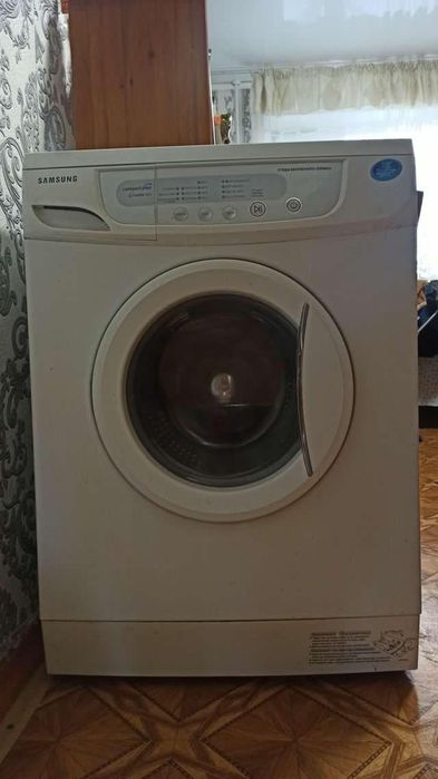 Стиральная машинка Samsung Fuzzy 5852, б/у, в рабочем состоянии,