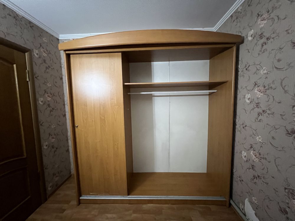Шкаф большой ЛДСП