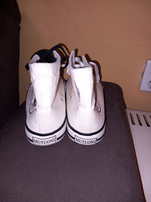 Мъжки кецове номер 44