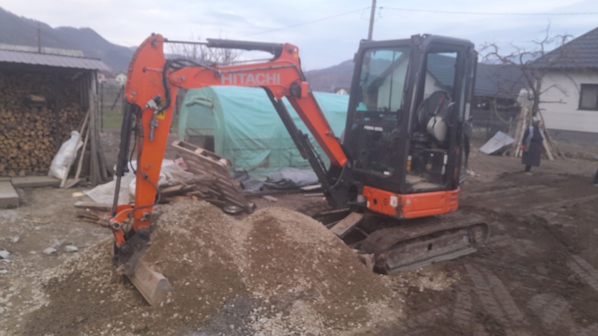 Miniexcavator Hitachi 26u 2015