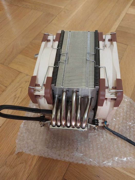 Noctua NH-U12A - Въздушен охладител за АМ4/АМ5