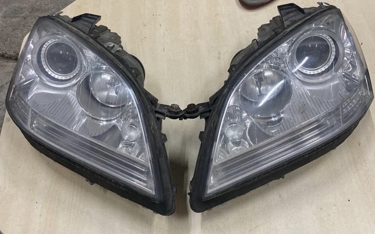 Far bi-xenon Mercedes ML w164
