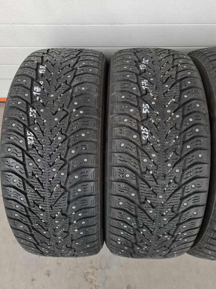 Зимни гуми 4 броя BRIDGESTONE Nuranza 225 55 R17 дот 1918