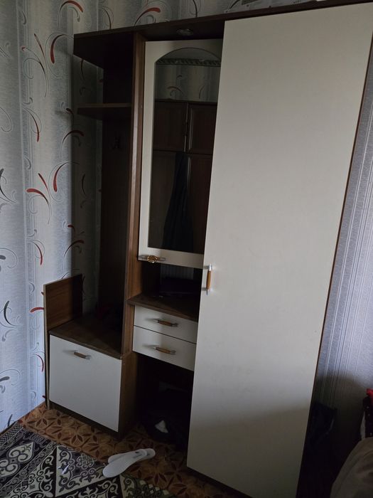 Продам прихожую в хорошем состоянии