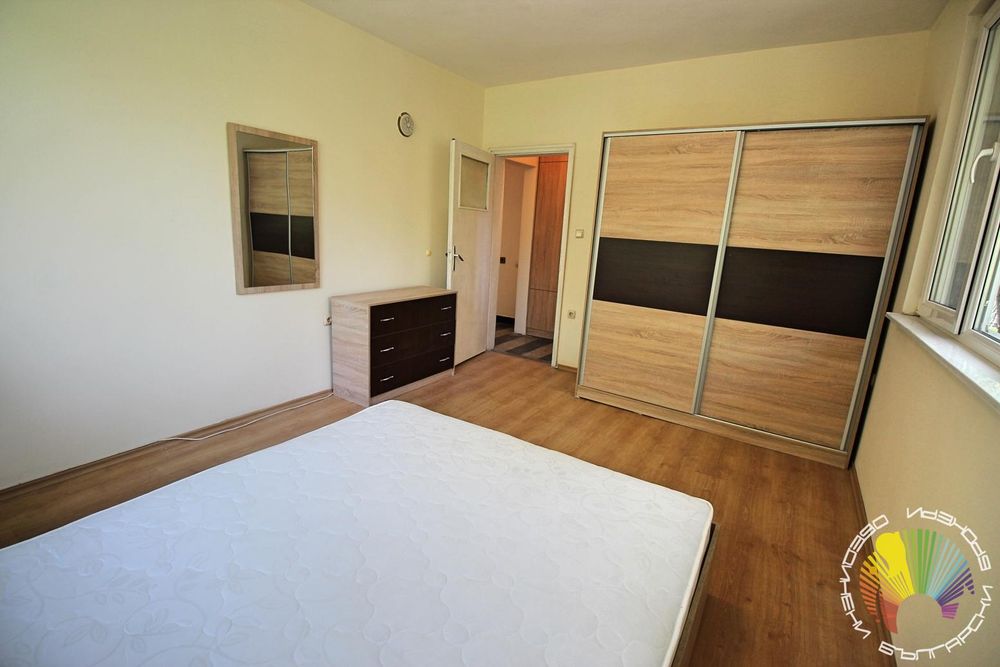 Дава се под наем Тристаен апартамент в Бургас, Възраждане - 95 кв.м за 357 € - Снимка #9