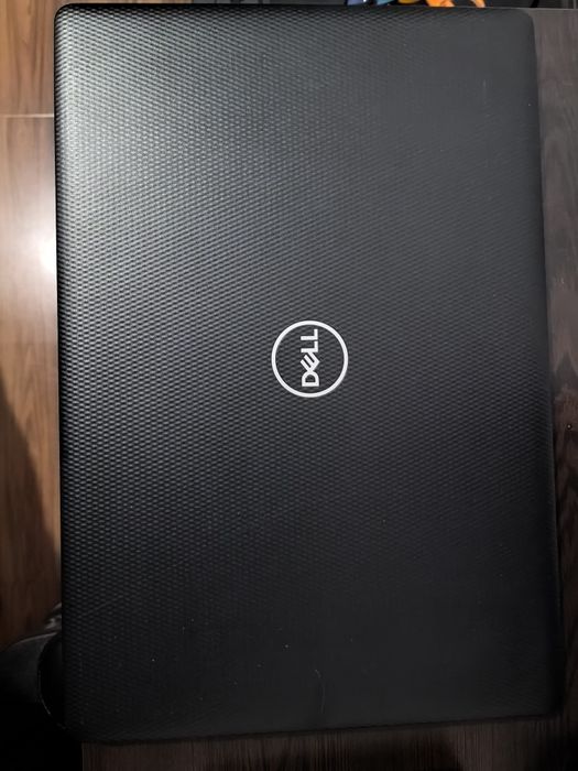 Vand laptop dell 3593