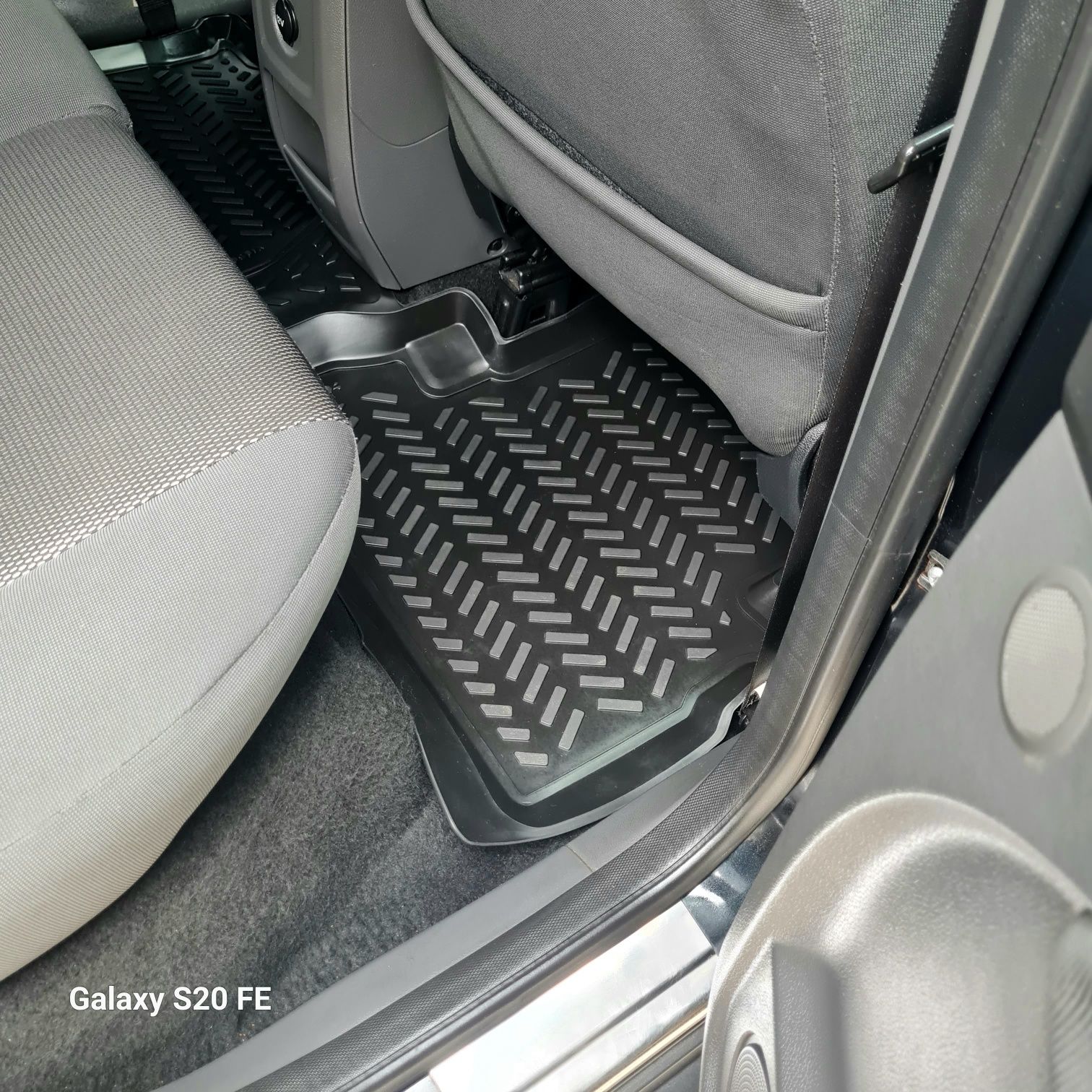 Vand Ford Kuga 4x4 2.0 disel 140c an 2012