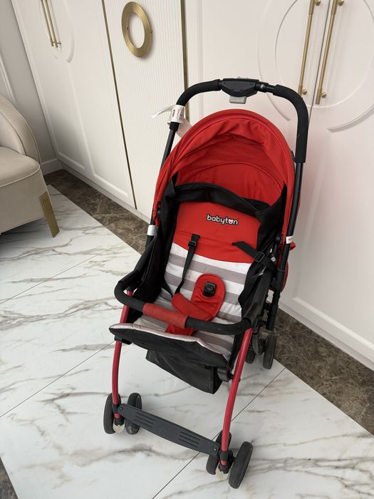 Коляска прогулочная